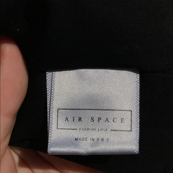 Air Space Sleeveless Embroidered Black & White Top - Picture 6 of 7